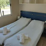 营地 Regina Mobile 3 Bedrooms, 100m To Beach, Family Friendly